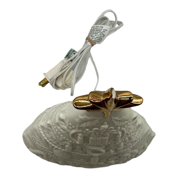 St Nicholas Square Illuminated Jade Porcelain Light Up Christmas Tree 10" w/ Box - Picture 4 of 10